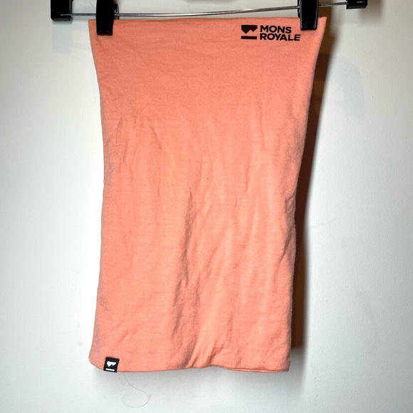 Mons Royale Accessories - Mons Royale pink gaitor